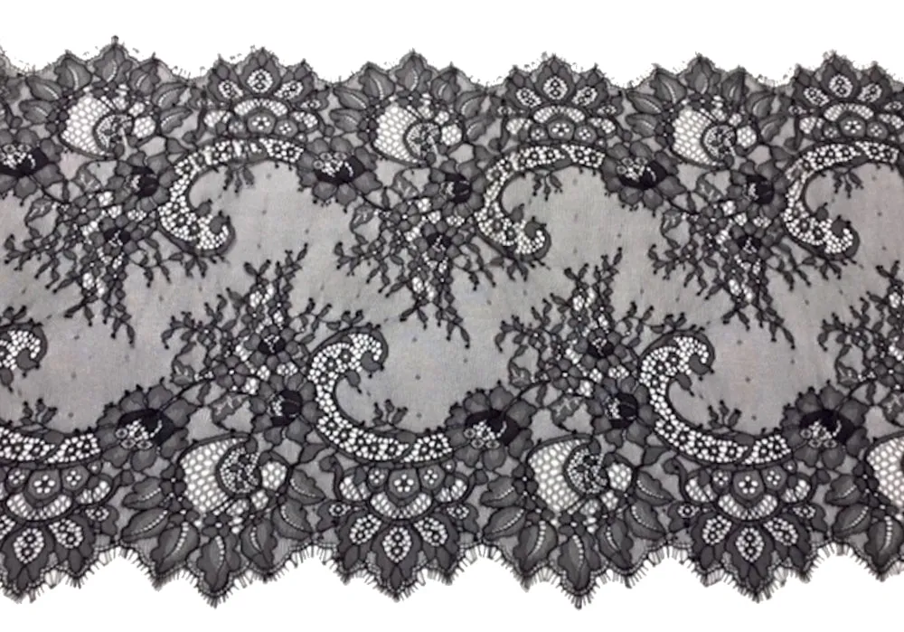 13" Black Chantilly Lace (Made in France)