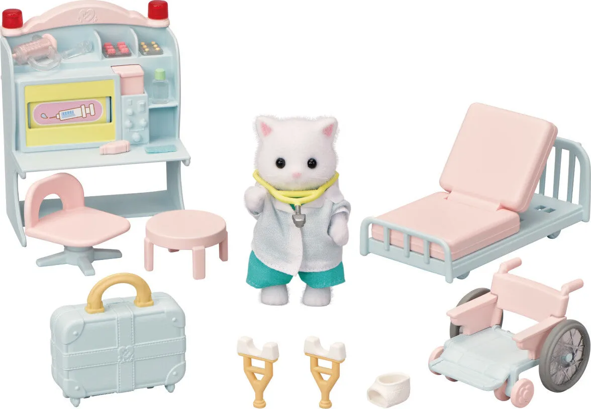 Calico Critters Village Doctor Starter Set