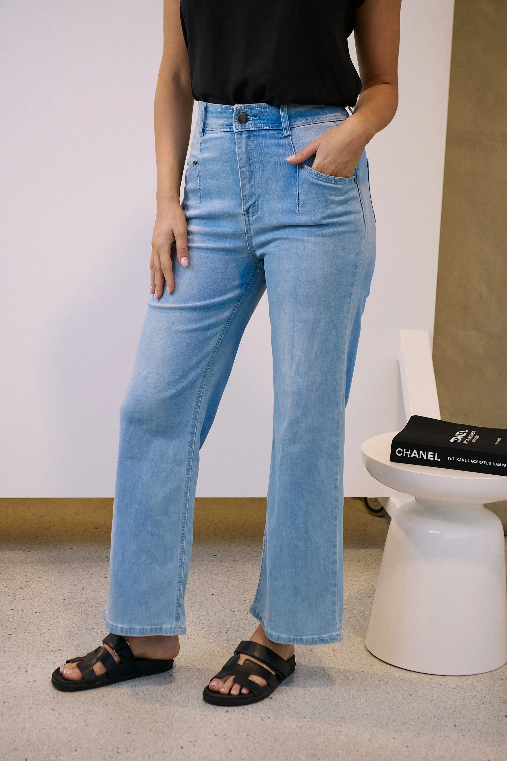 Chambray Denim Wide Leg Pocket Front Mum Jeans