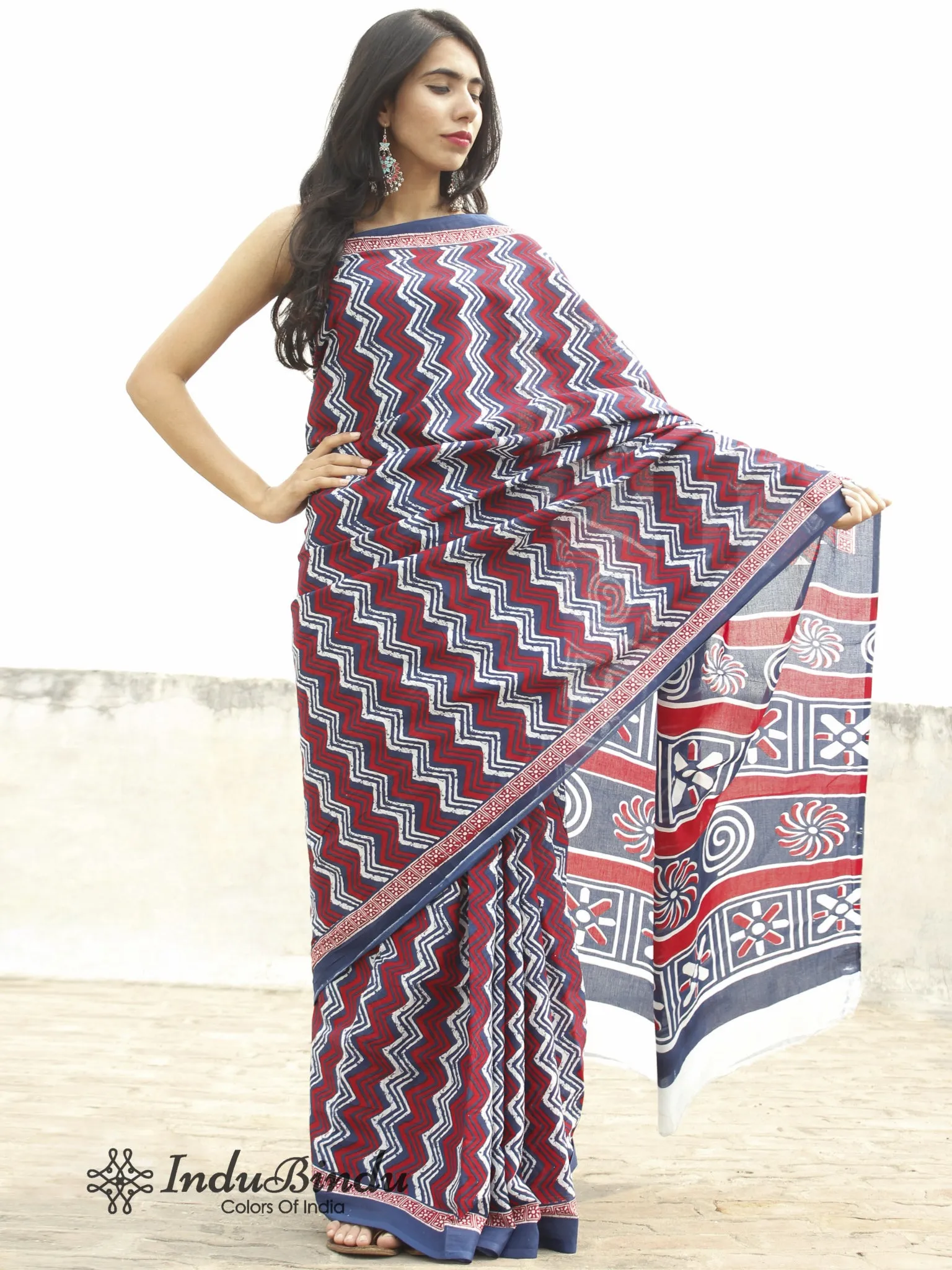 Indigo Maroon White Hand Block Printed Cotton Saree In Natural Colors - S031702371