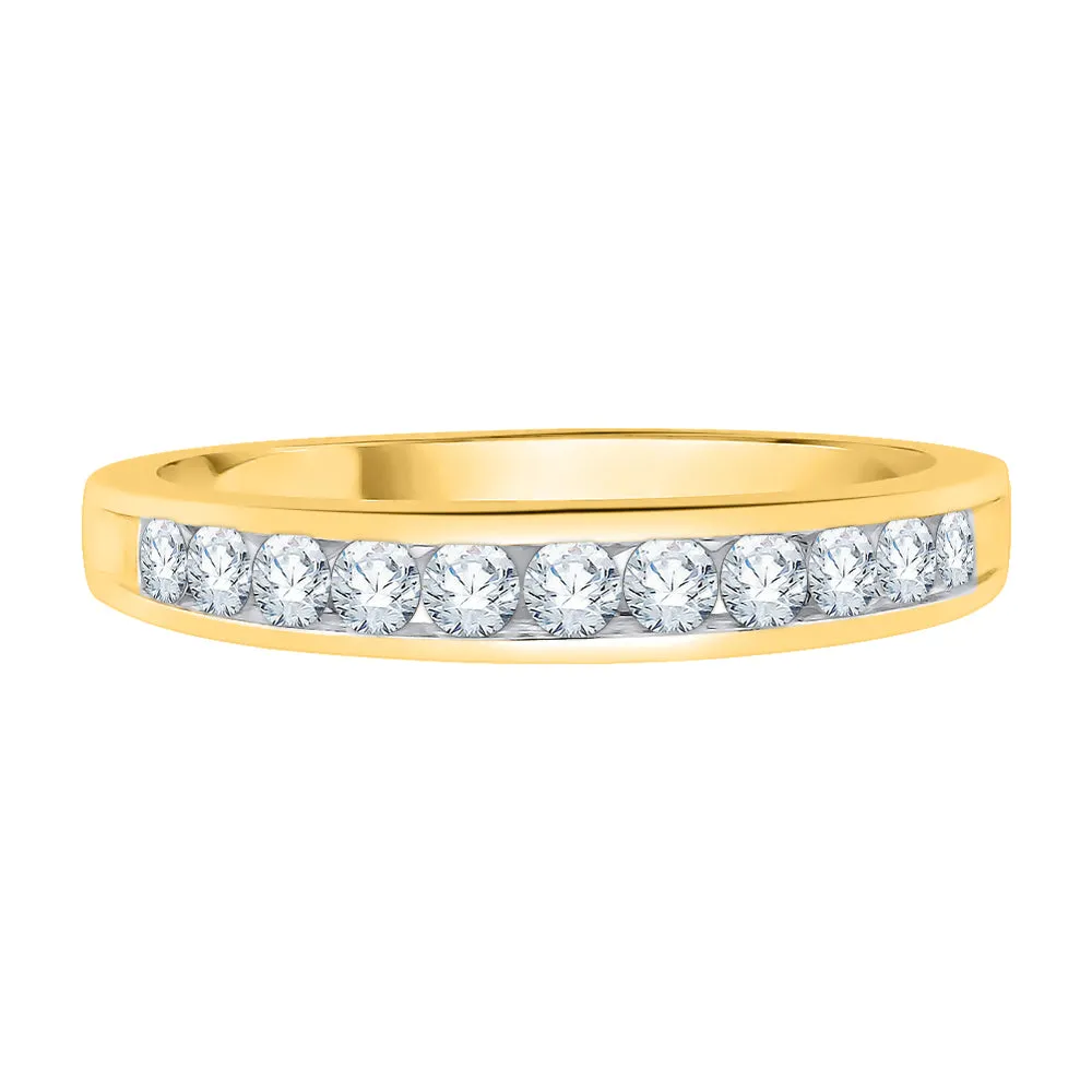 KATARINA Channel Set Diamond Wedding Band (1/2 cttw)