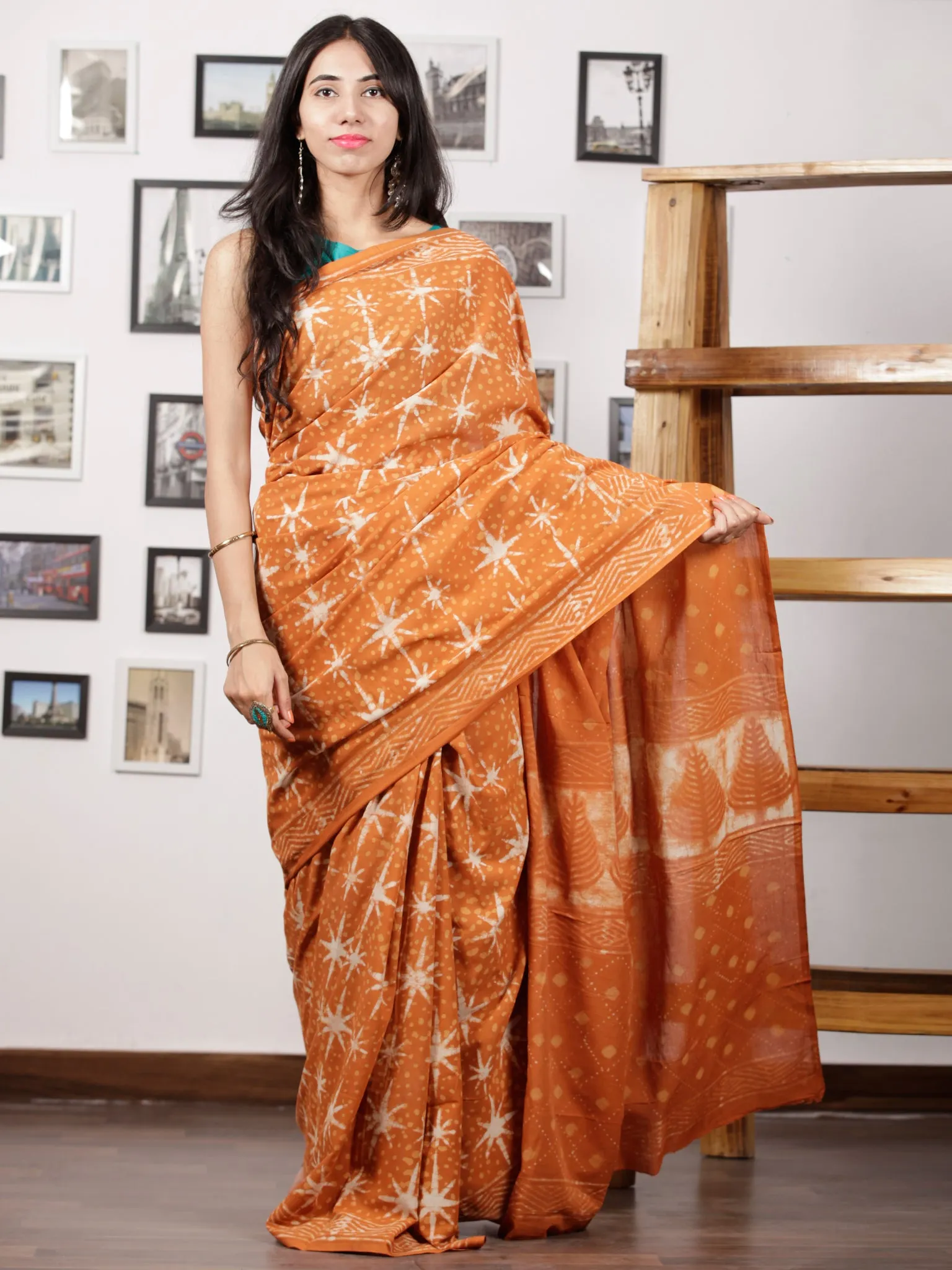 Mustard White Hand Block Printed Cotton Mul Saree - S031702973