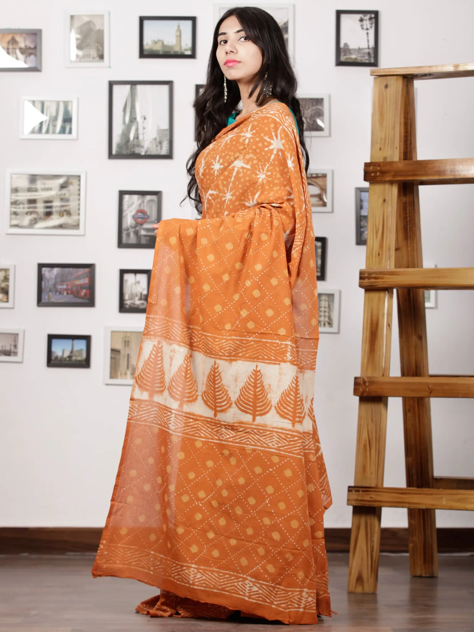 Mustard White Hand Block Printed Cotton Mul Saree - S031702973