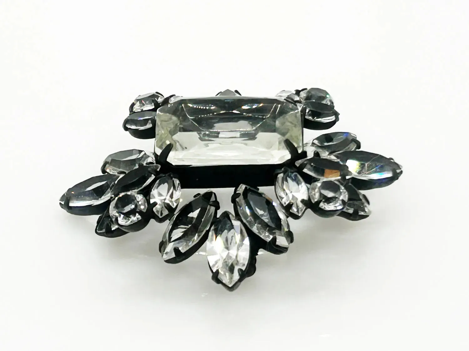 Splendid Layered Vintage Clear Crystal Brooch